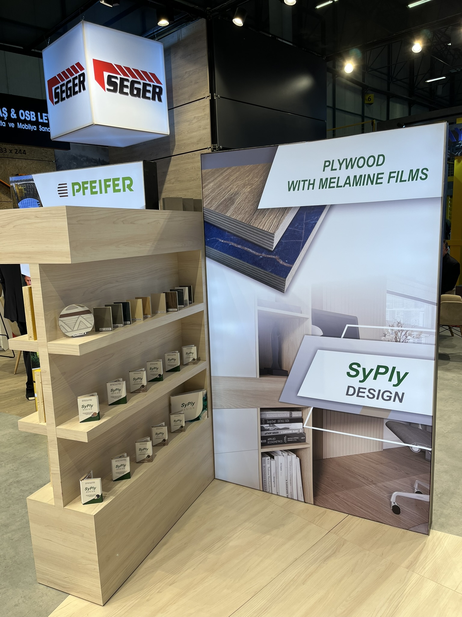 Фанера SyPly представлена на строительной выставке в Турции