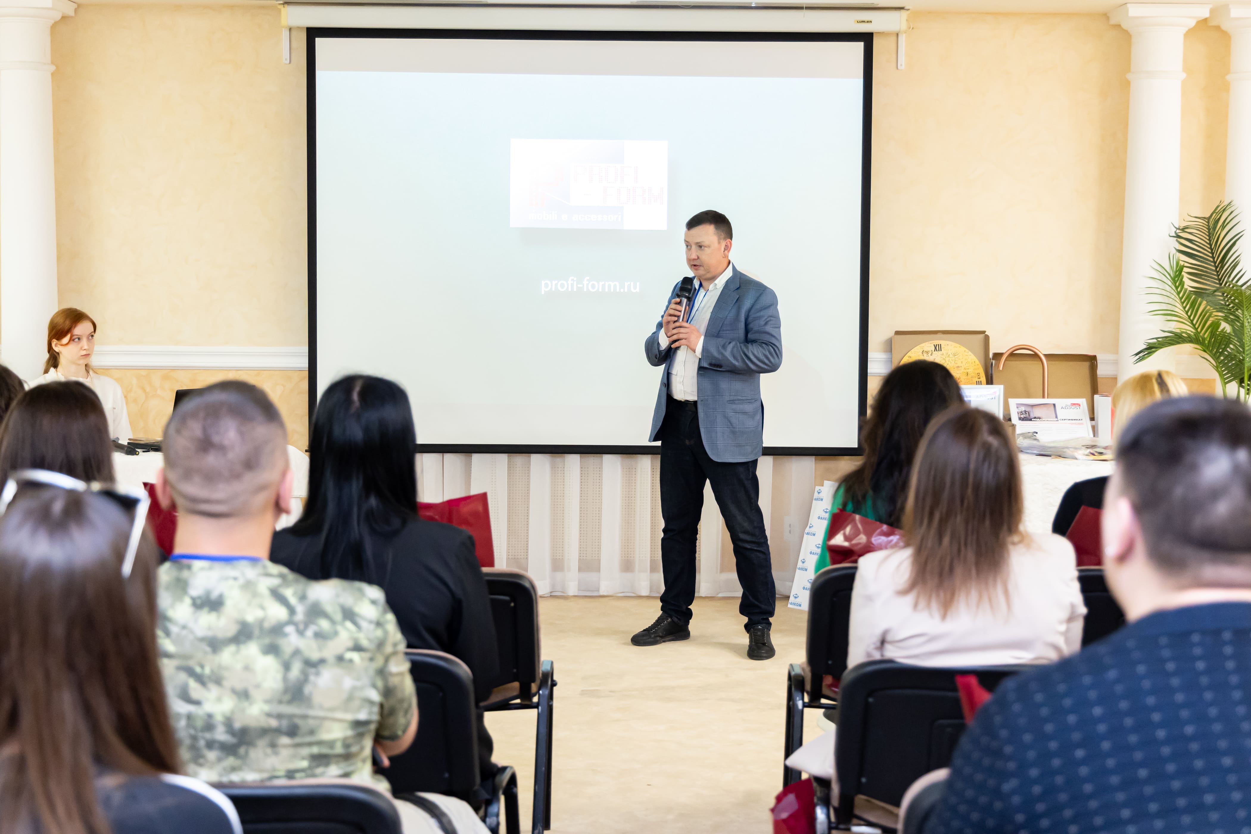 Семинар для дизайнеров в Кирове: новинки мебельного рынка